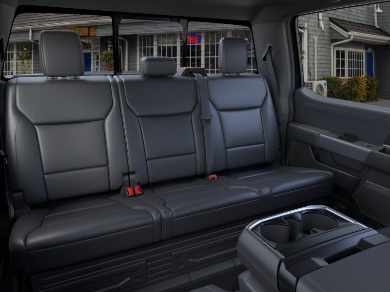 2025 Ford F-150 XLT - Photo 11