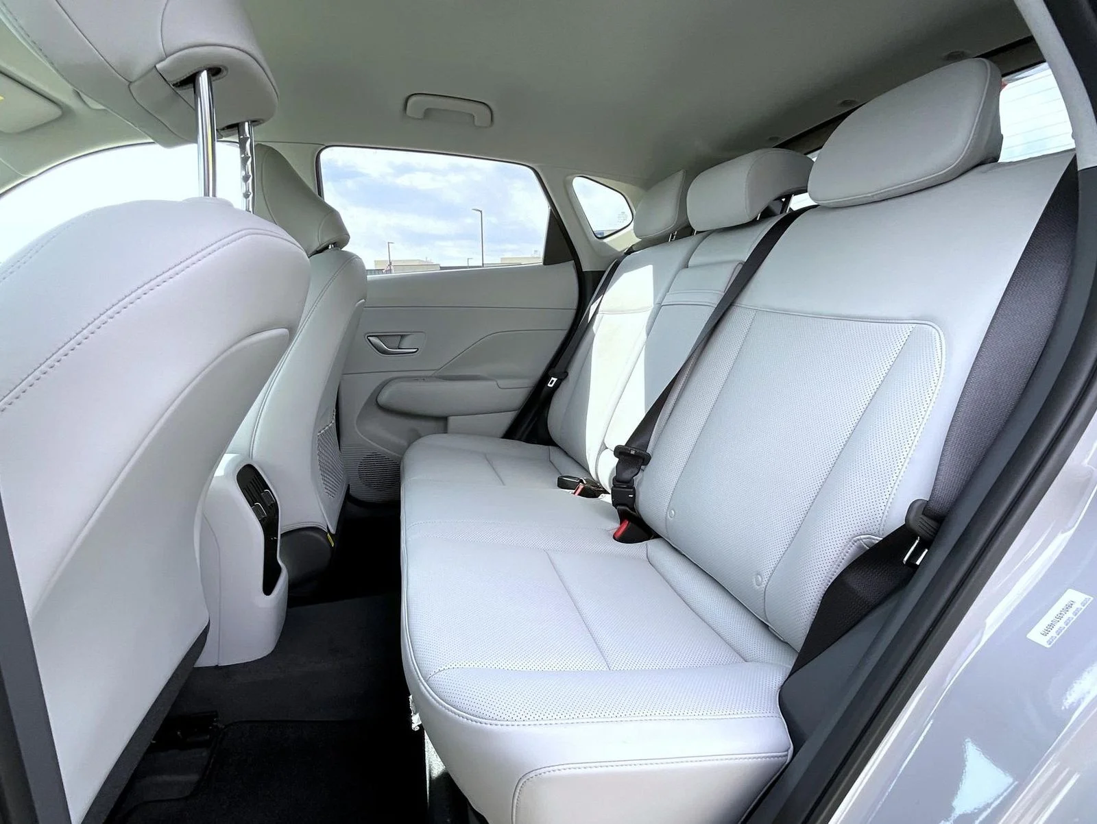 New 2026 Gray Hyundai SEL Premium image 19