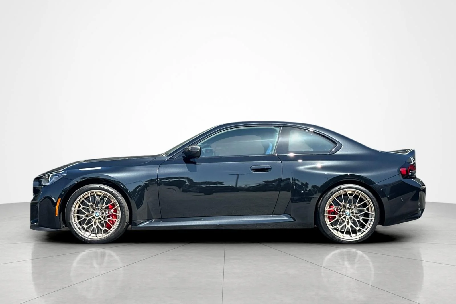 New 2026 Black Sapphire Metallic BMW CS image 2