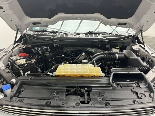 Used 2021 Gray Ford LARIAT image 31