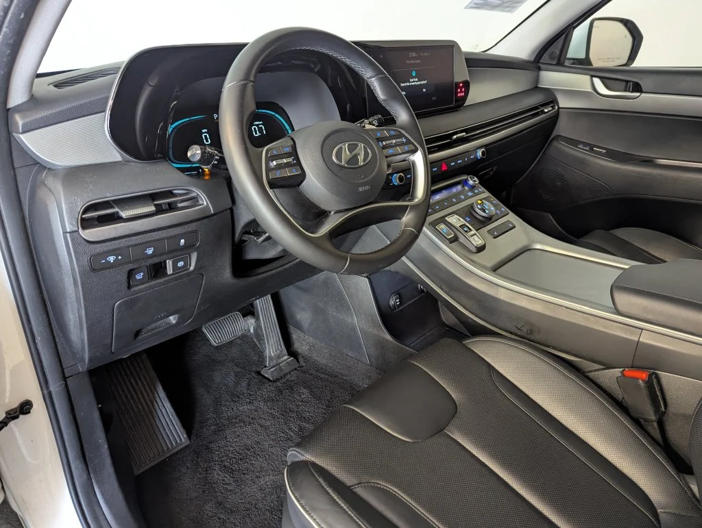 Certified Used 2023 White Hyundai XRT image 30