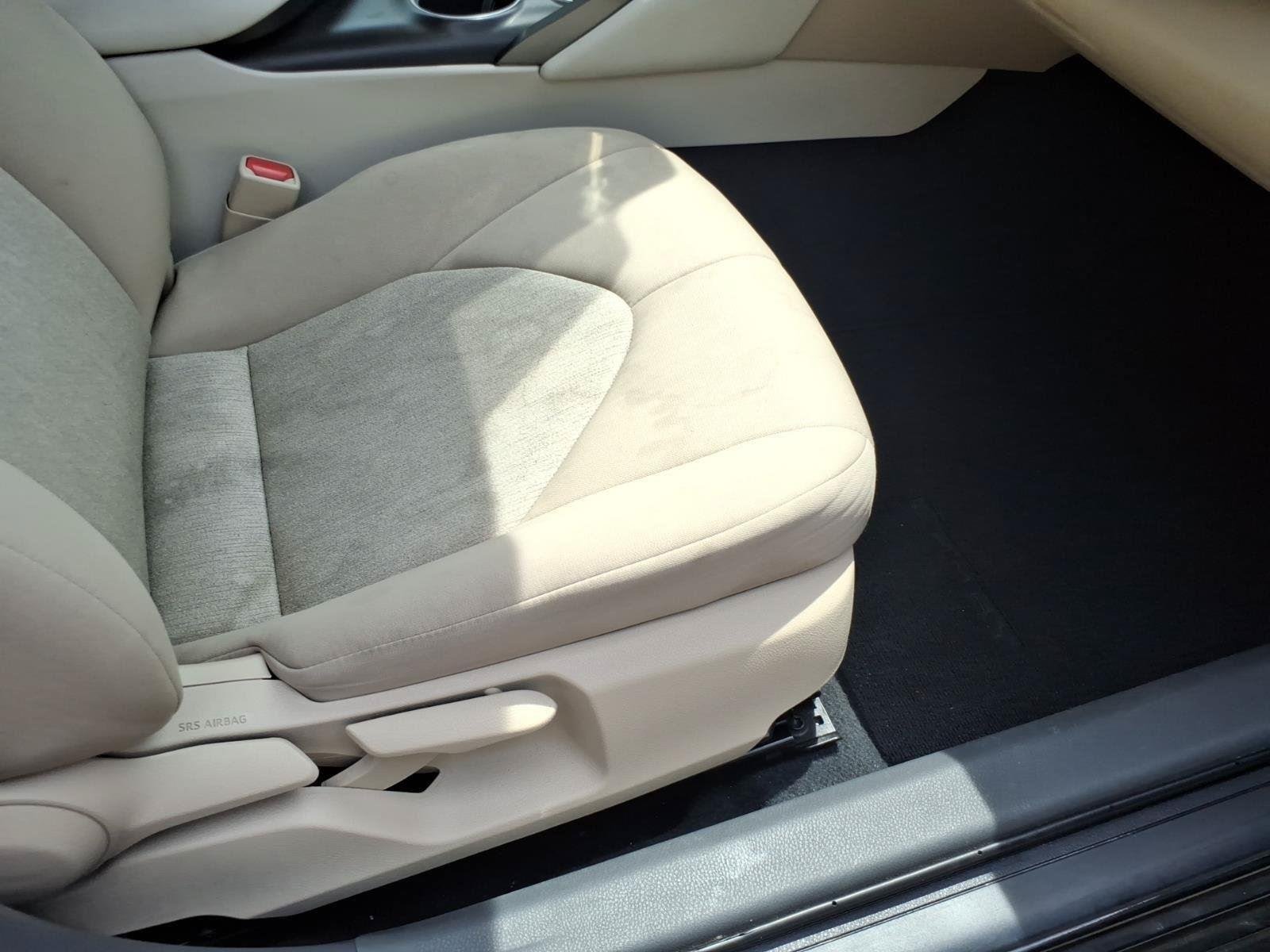 Used 2024  TOYOTA  image 23