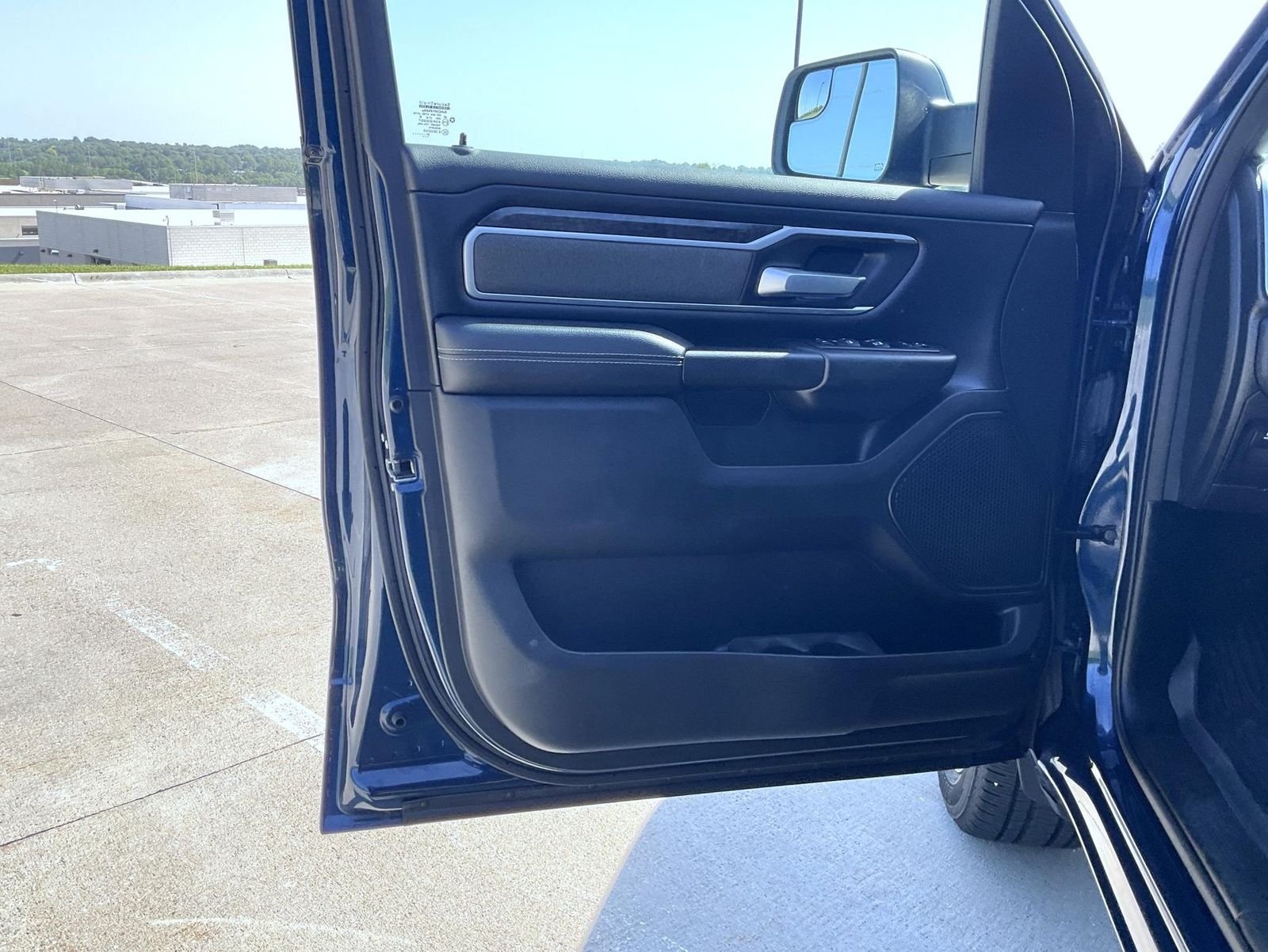 Used 2021 Blue Ram Big Horn/Lone Star image 10