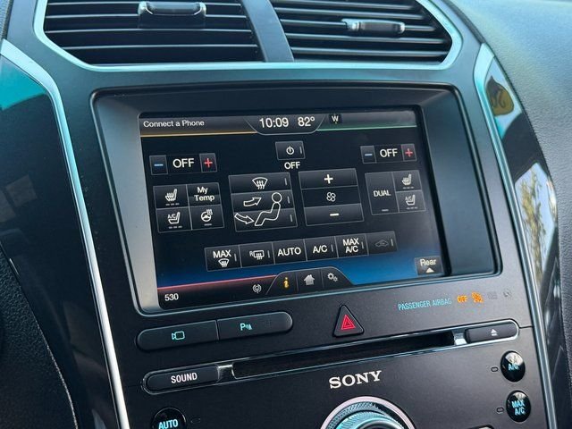 Used 2016 Blue Ford Limited image 19