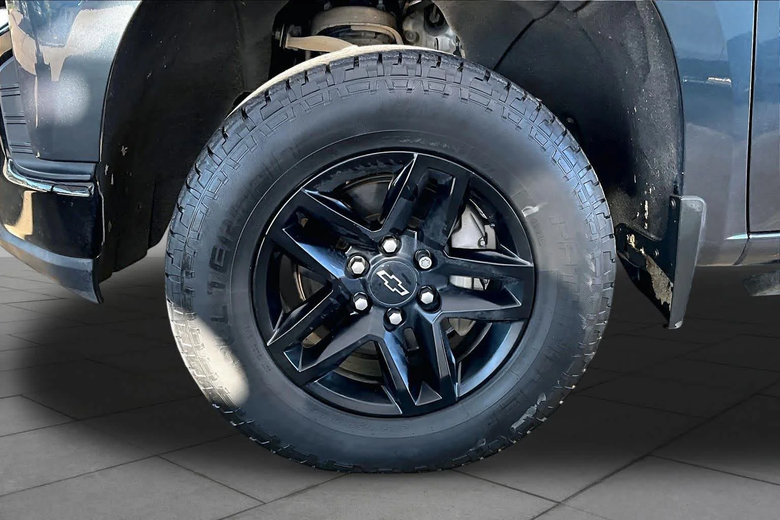 Used 2020 Shadow Gray Metallic Chevrolet LT Trail Boss image 11