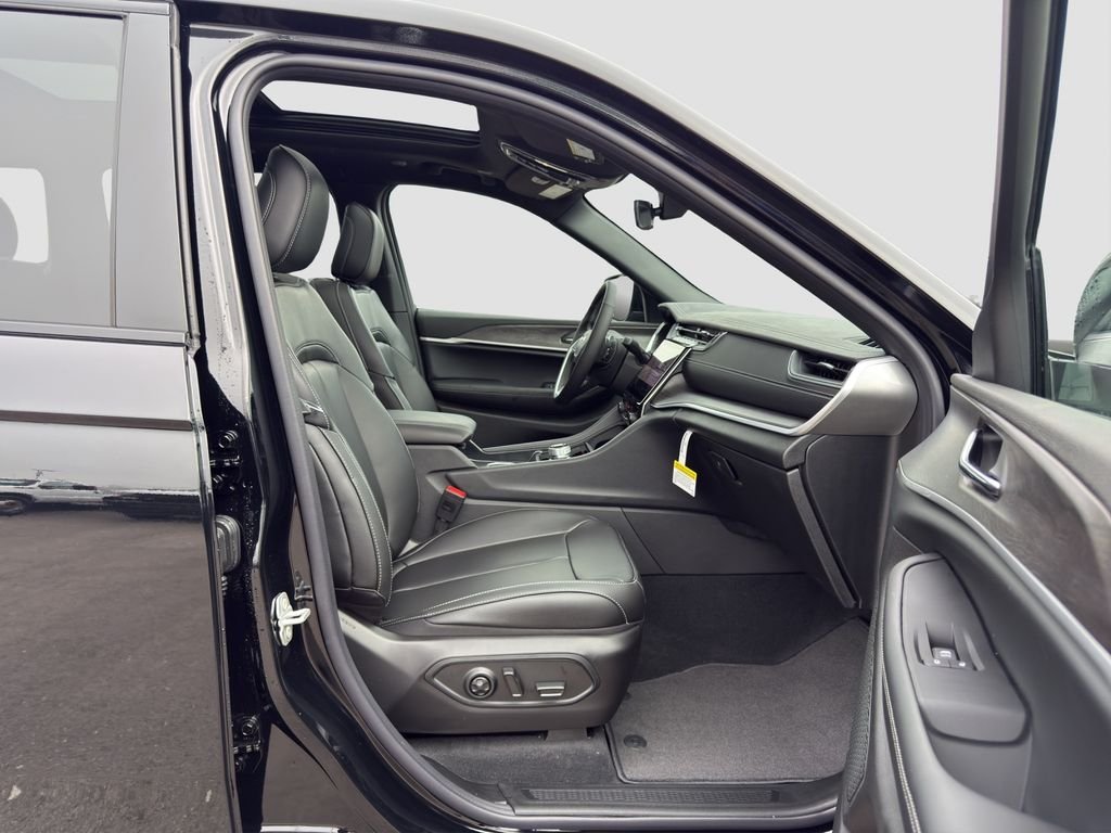 2025 Jeep Grand Cherokee Limited - Photo 18