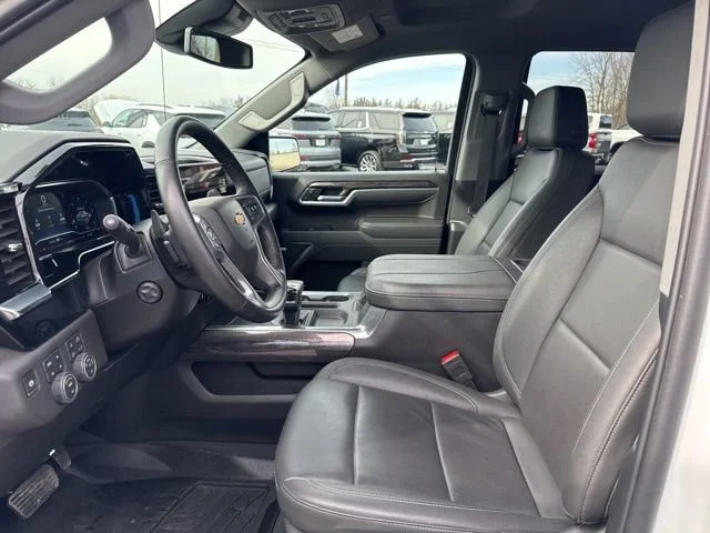 Certified Used 2025 Summit White Chevrolet LTZ image 27