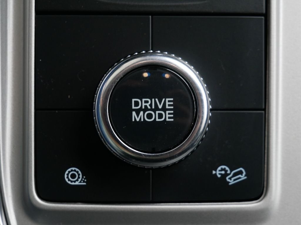 Certified Used 2023 Gray Ford XLT image 23