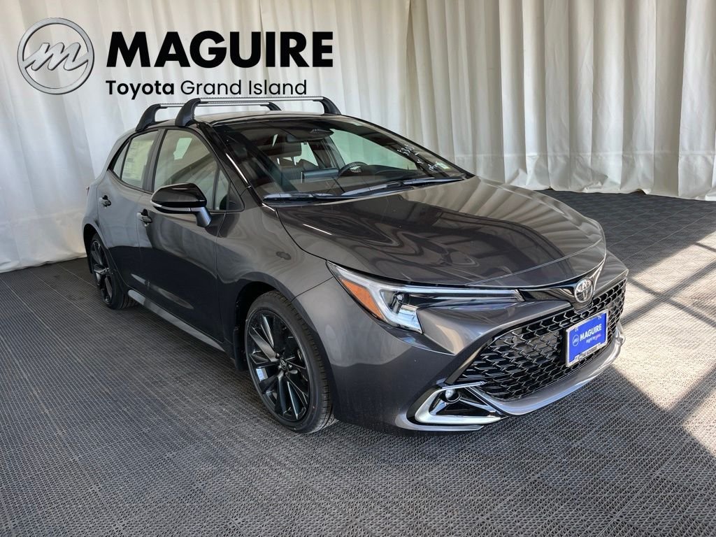 New 2026 Magnetic Gray Metallic with Midnight Black Metallic roof Toyota XSE image 29