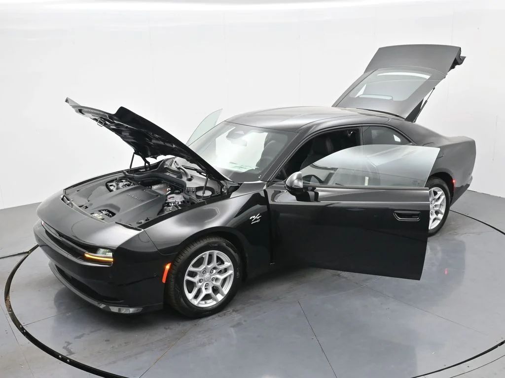New 2025 Diamond Black Crystal Pearlcoat Dodge R/T image 43
