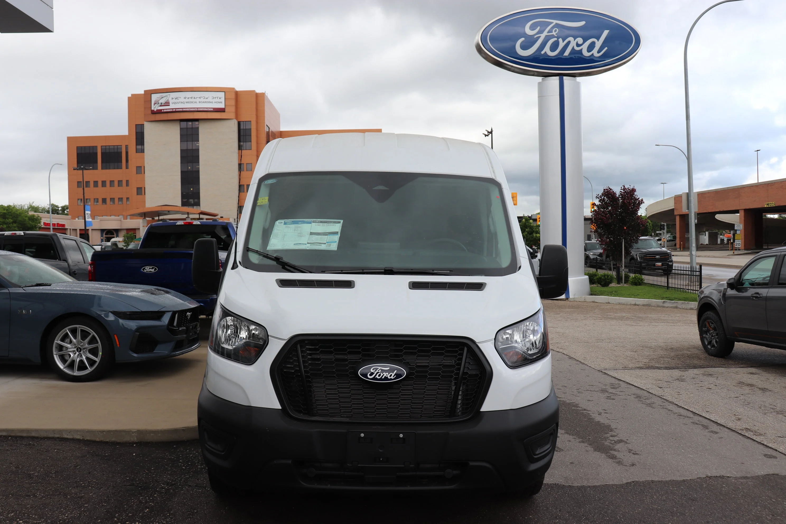 New 2026 OXFORD WHITE Ford  image 2