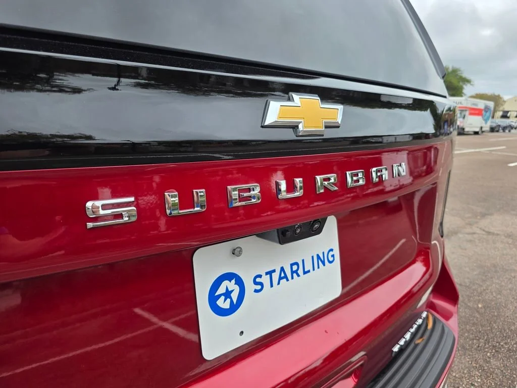 2025 Chevrolet Suburban Premier - Photo 30