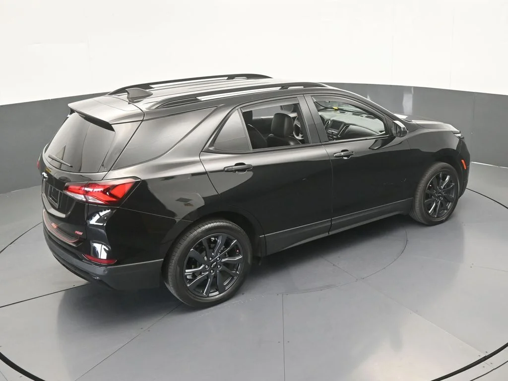 Used 2024 Mosaic Black Metallic Chevrolet RS image 42