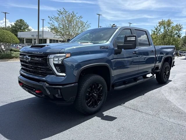 New 2026 Lakeshore Blue Metallic Chevrolet LT image 7