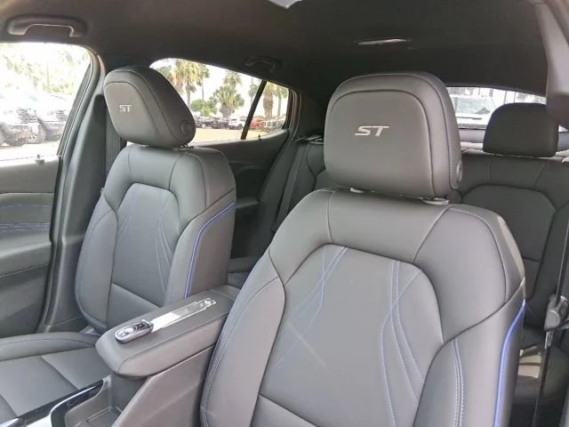 2026 Buick Envista Sport Touring - Photo 14