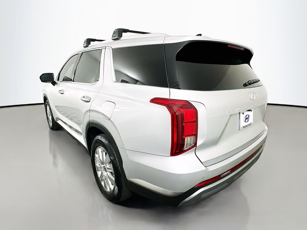 Used 2023 Silver Hyundai SEL image 7