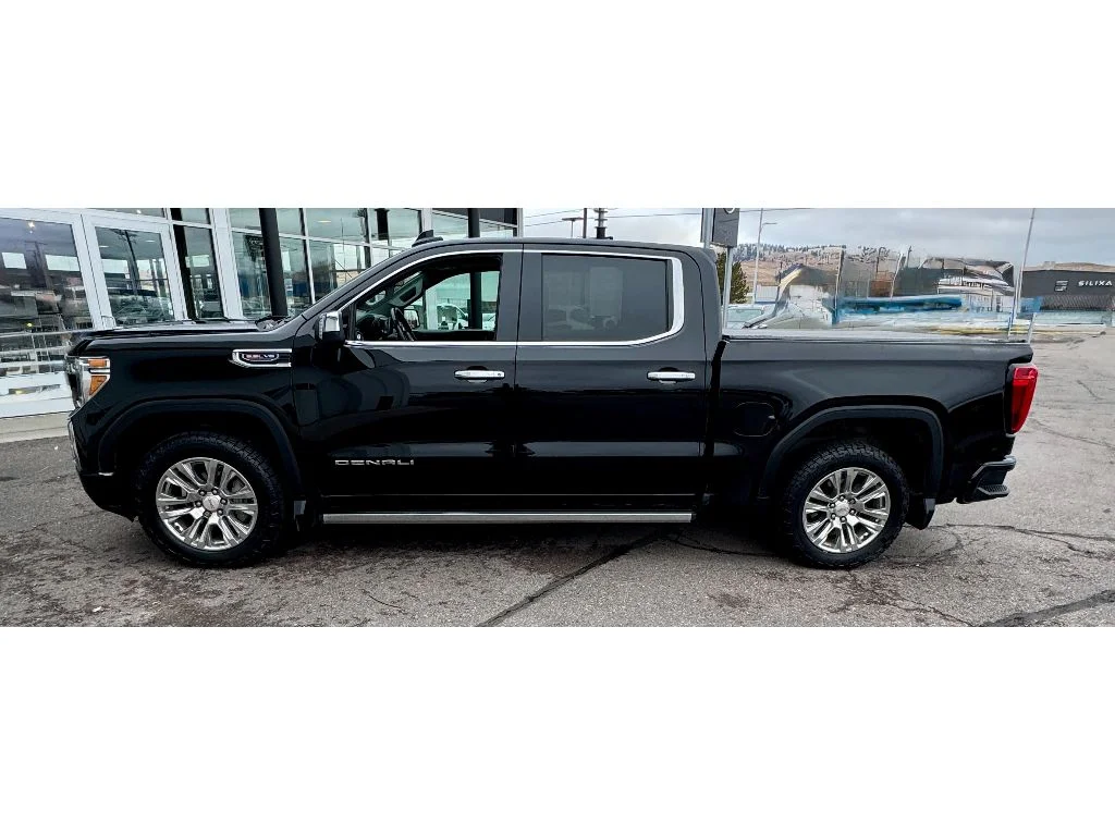 2019 GMC Sierra 4WD Crew Cab Short Box's photo