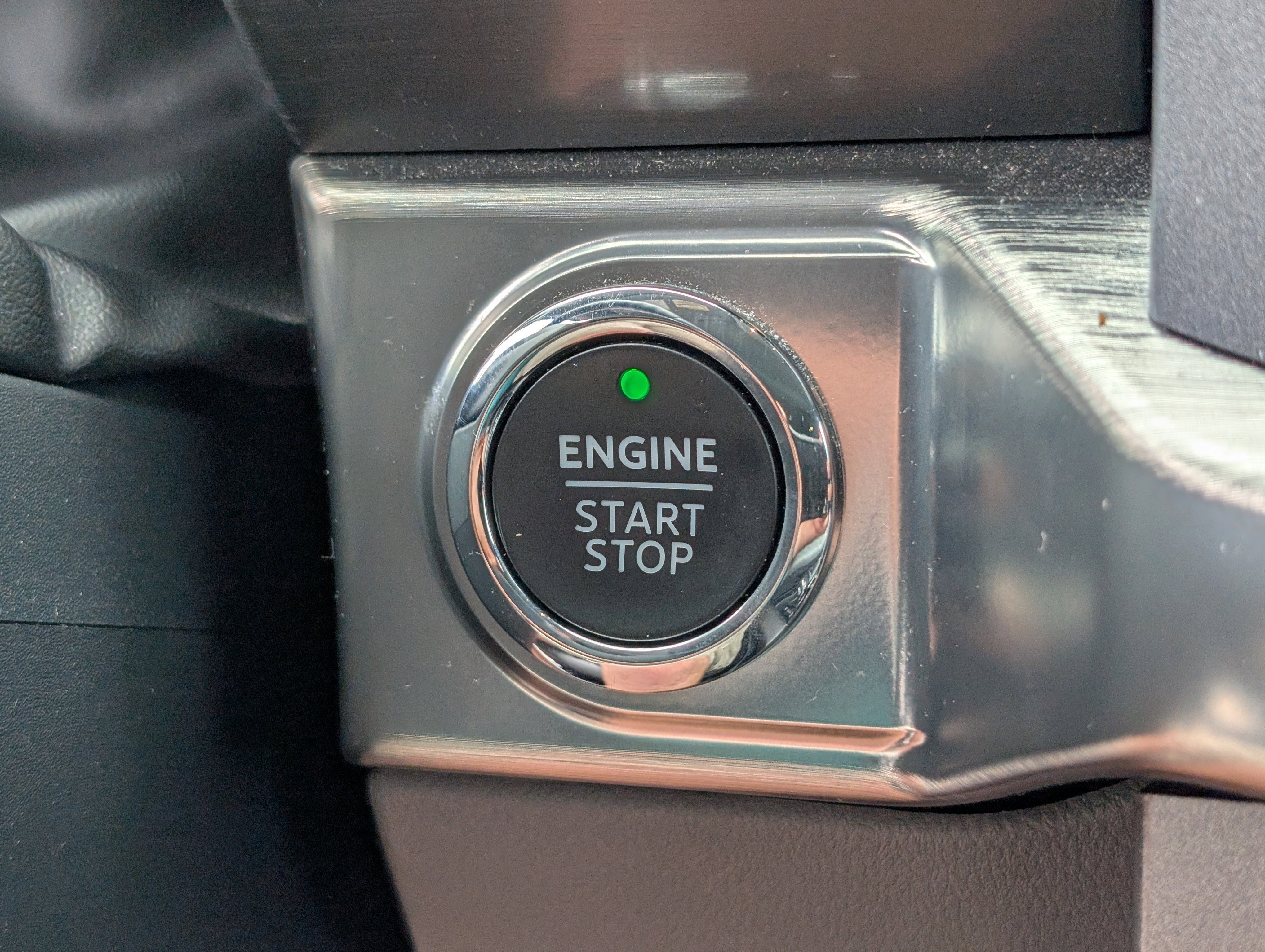 Certified Used 2023 Antimatter Blue Metallic Ford LARIAT image 27