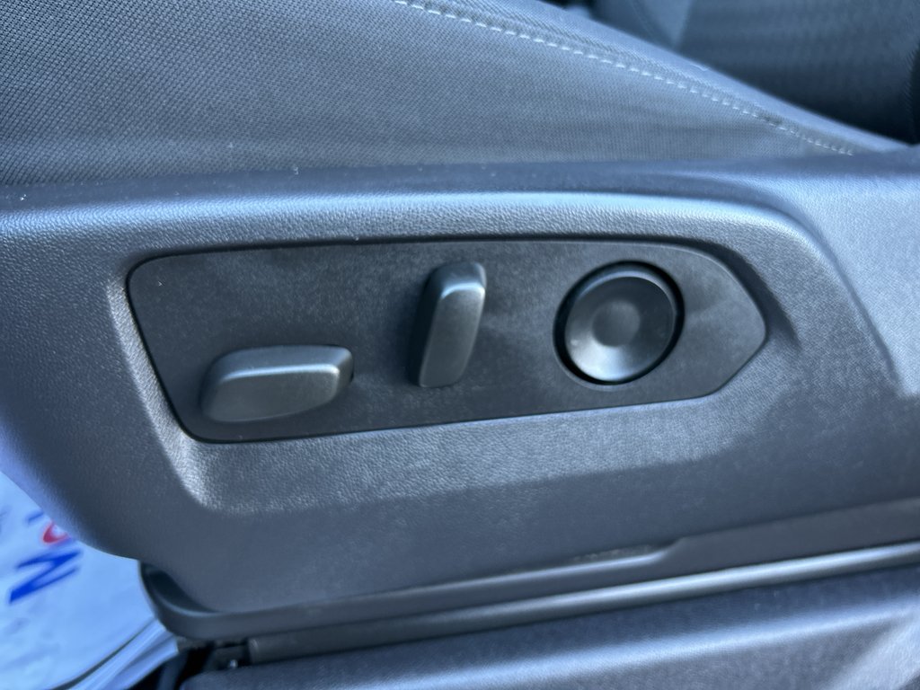 2024 Chevrolet Silverado 3500HD LT - Photo 18