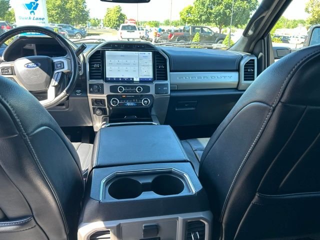 Used 2022 Red Metallic Ford Lariat image 19