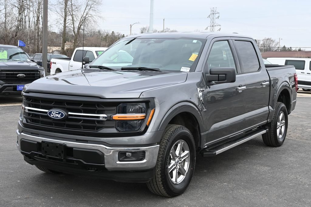 Used 2025 Gray Ford XLT image 5