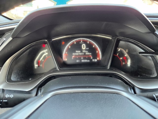 Used 2018  Honda Sport Touring image 19