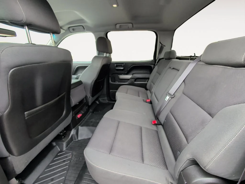 Used 2015 Black Chevrolet LT image 13