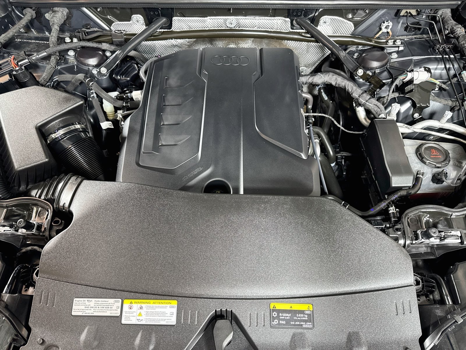 Used 2025 Tambora Gray Audi Premium image 27