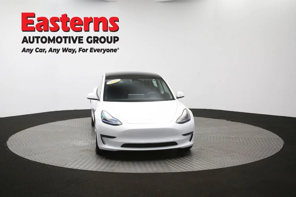 Used 2021 White Tesla Standard Range Plus image 46