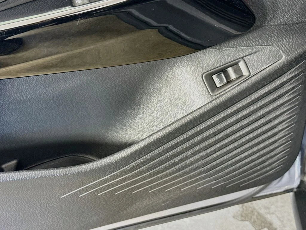 Used 2023 Gray Volkswagen Pro S image 19