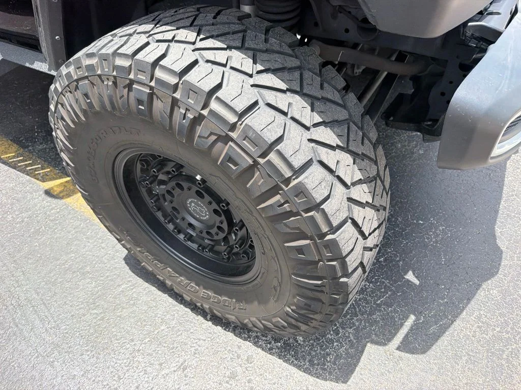 Used 2023 Black Clearcoat Jeep Sport S image 11