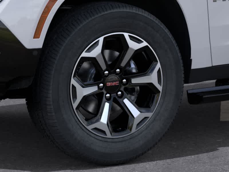 2026 GMC Yukon AT4 Ultimate - Photo 9