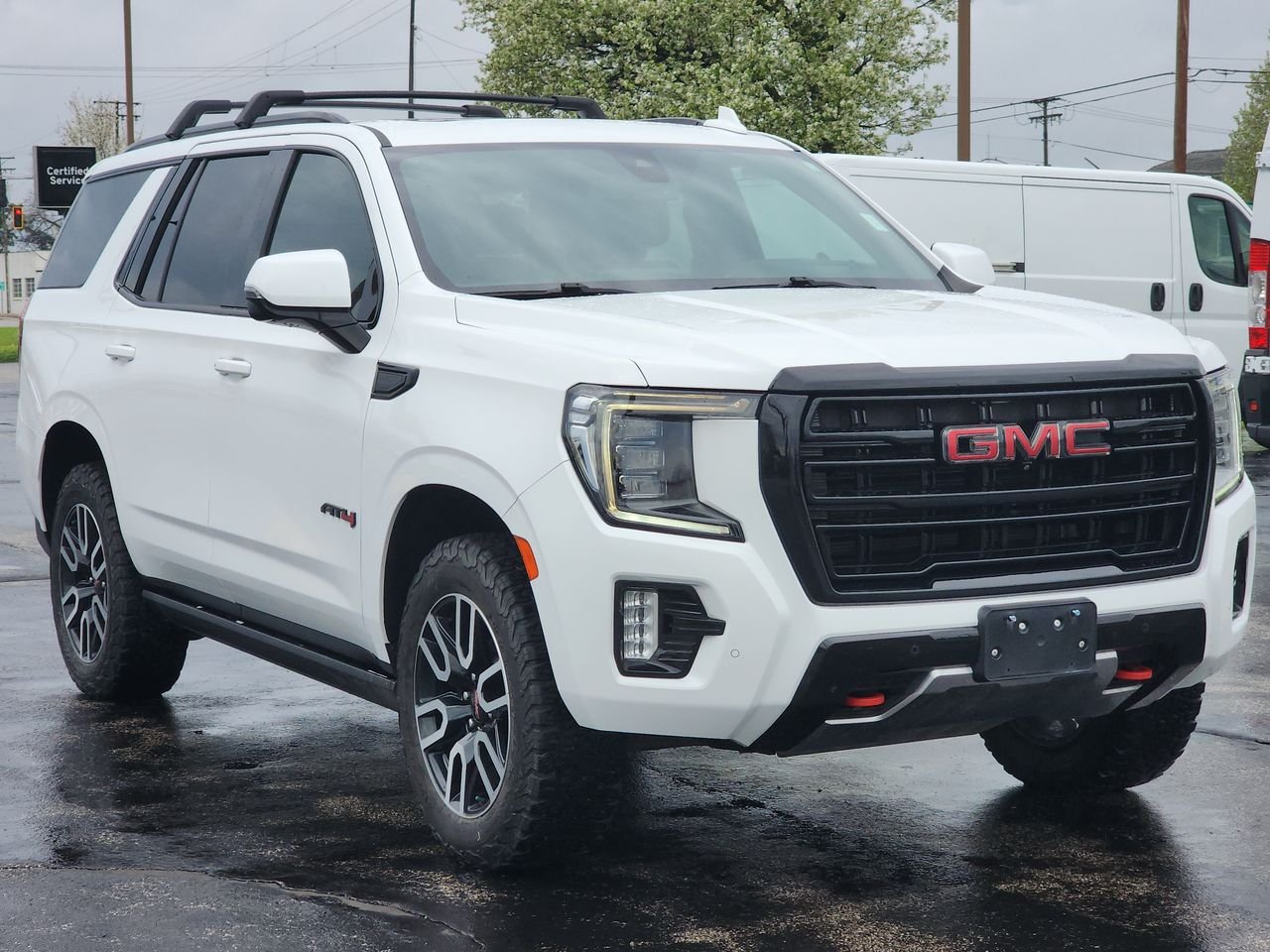 2021 GMC Yukon 4WD AT4's photo