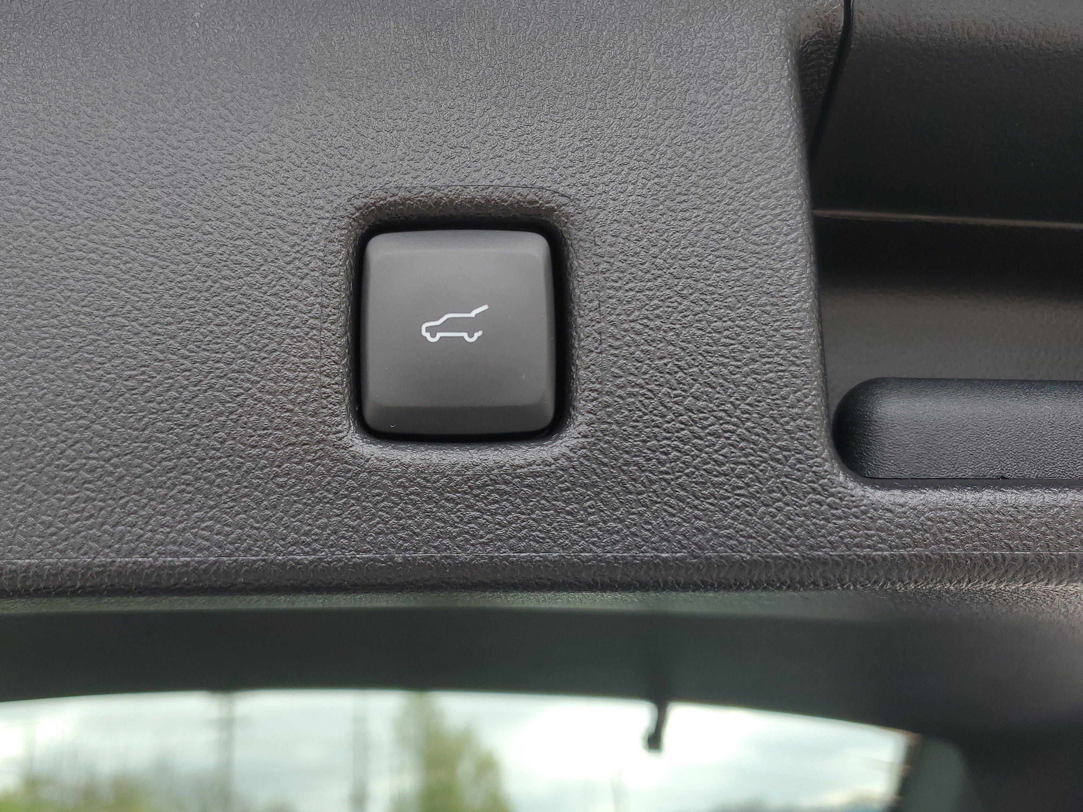 New 2026 Agate Black Metallic Ford Active® image 31
