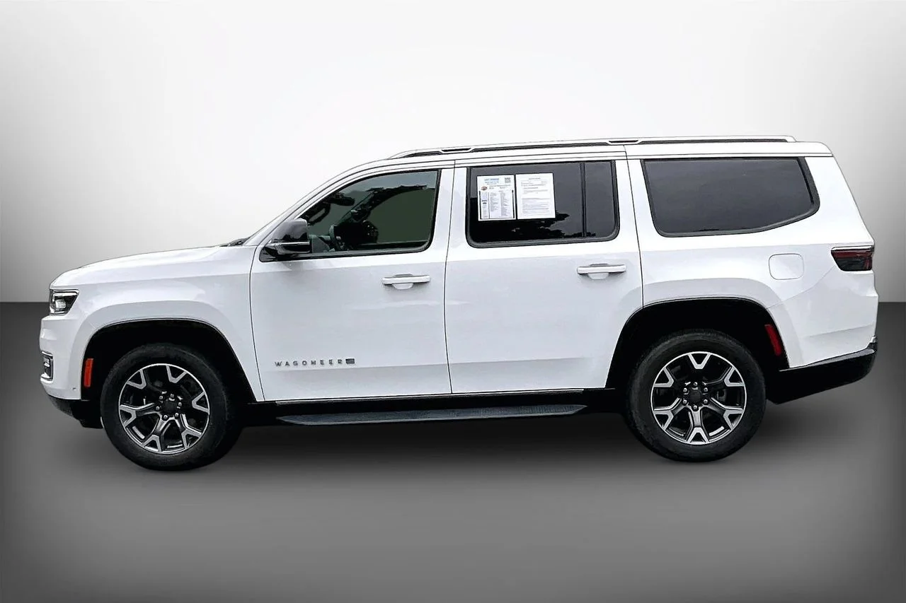 Certified Used 2024 White Jeep Series III image 5