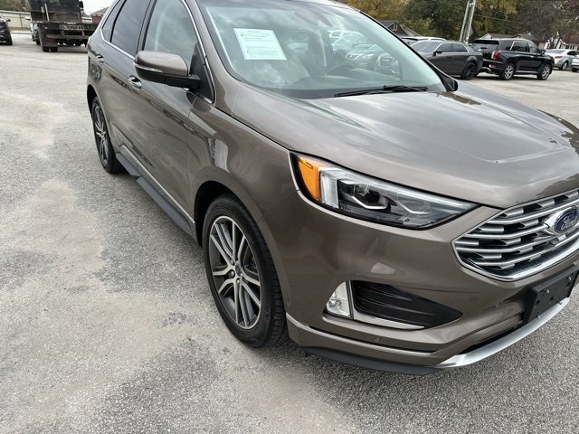 2019 Ford Edge Titanium photo 4