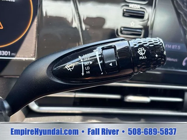 Used 2022 Black Hyundai SEL image 27