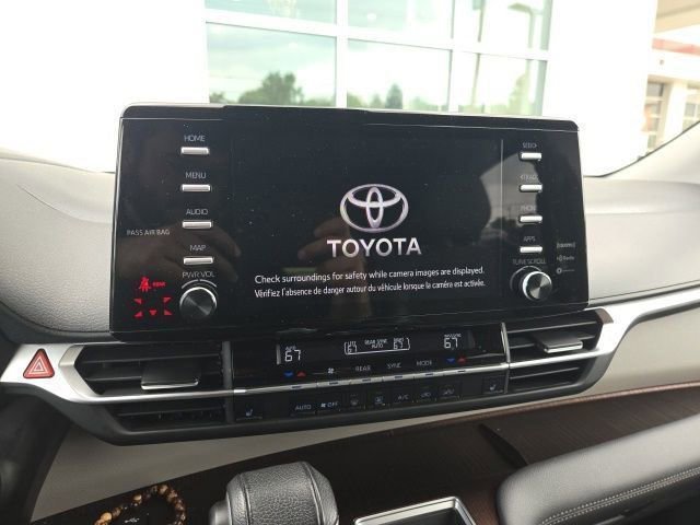 Used 2022 Predawn Gray Mica Toyota XLE image 6