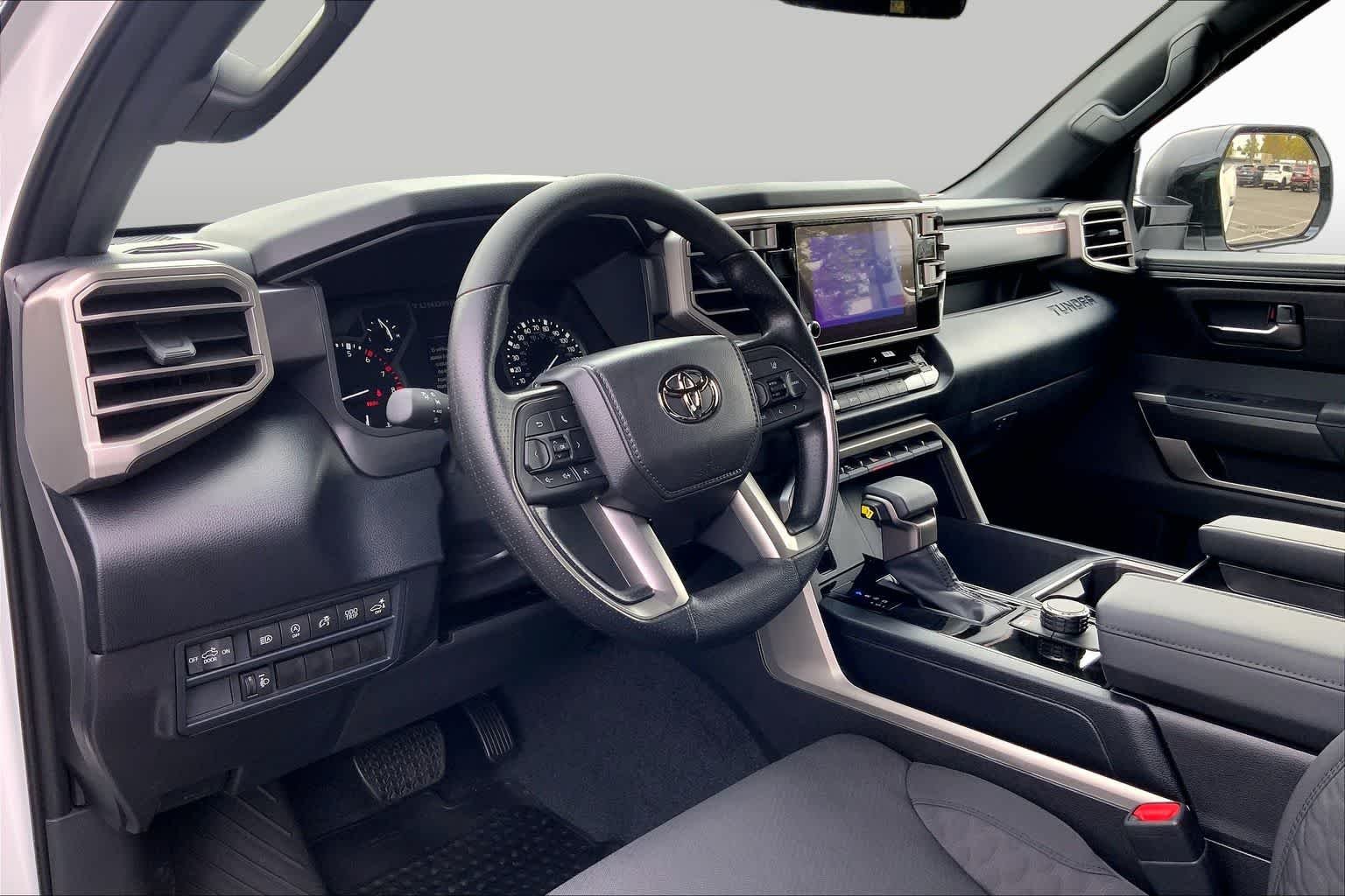 New 2026 Ice Cap Toyota SR5 image 8