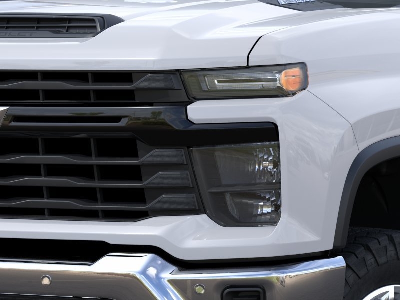 New 2026 Summit White Chevrolet WT image 10