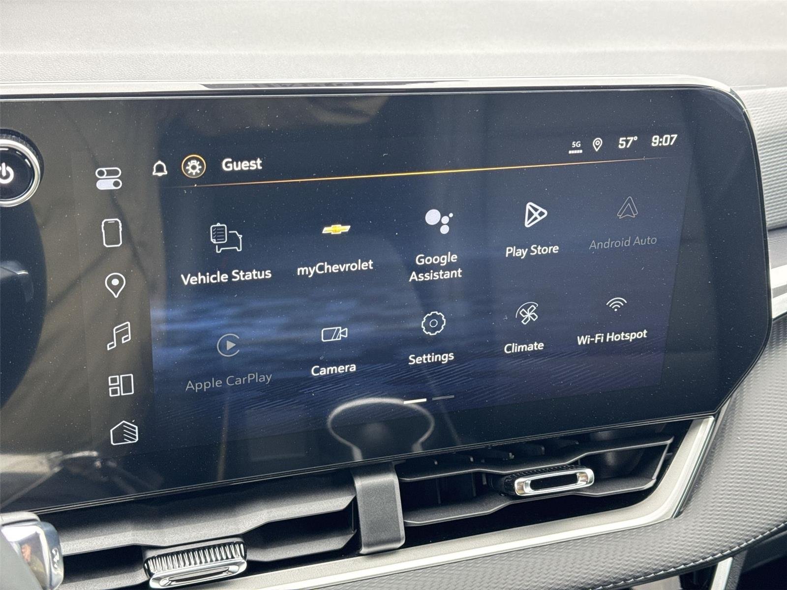 2026 Chevrolet Equinox LT - Photo 13