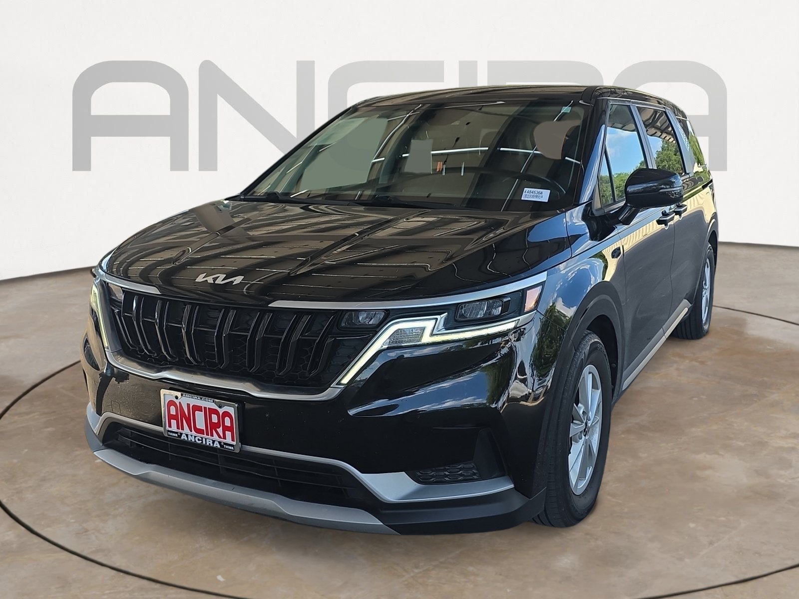 Used 2022 Aurora Black Kia LXS image 3