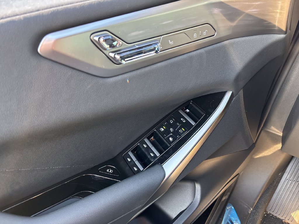 New 2027 Carbon Black Metallic BMW  image 13
