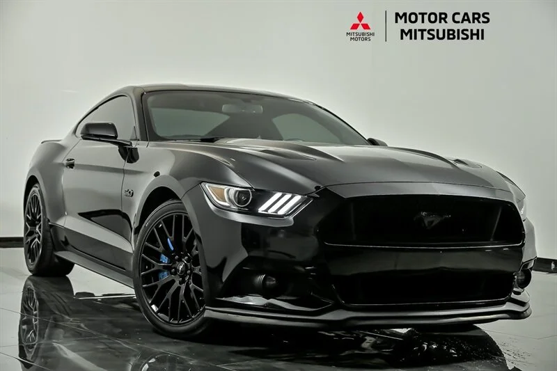 2017 Ford Mustang GT Coupe's photo