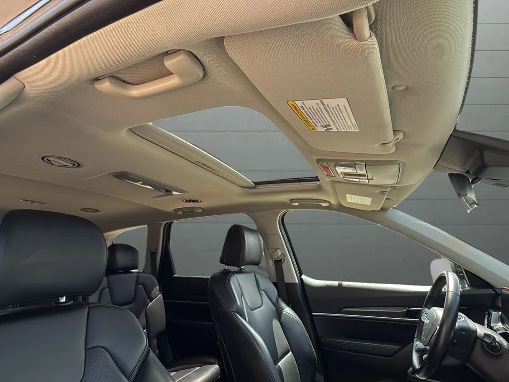 Used 2025 Black Kia S image 13