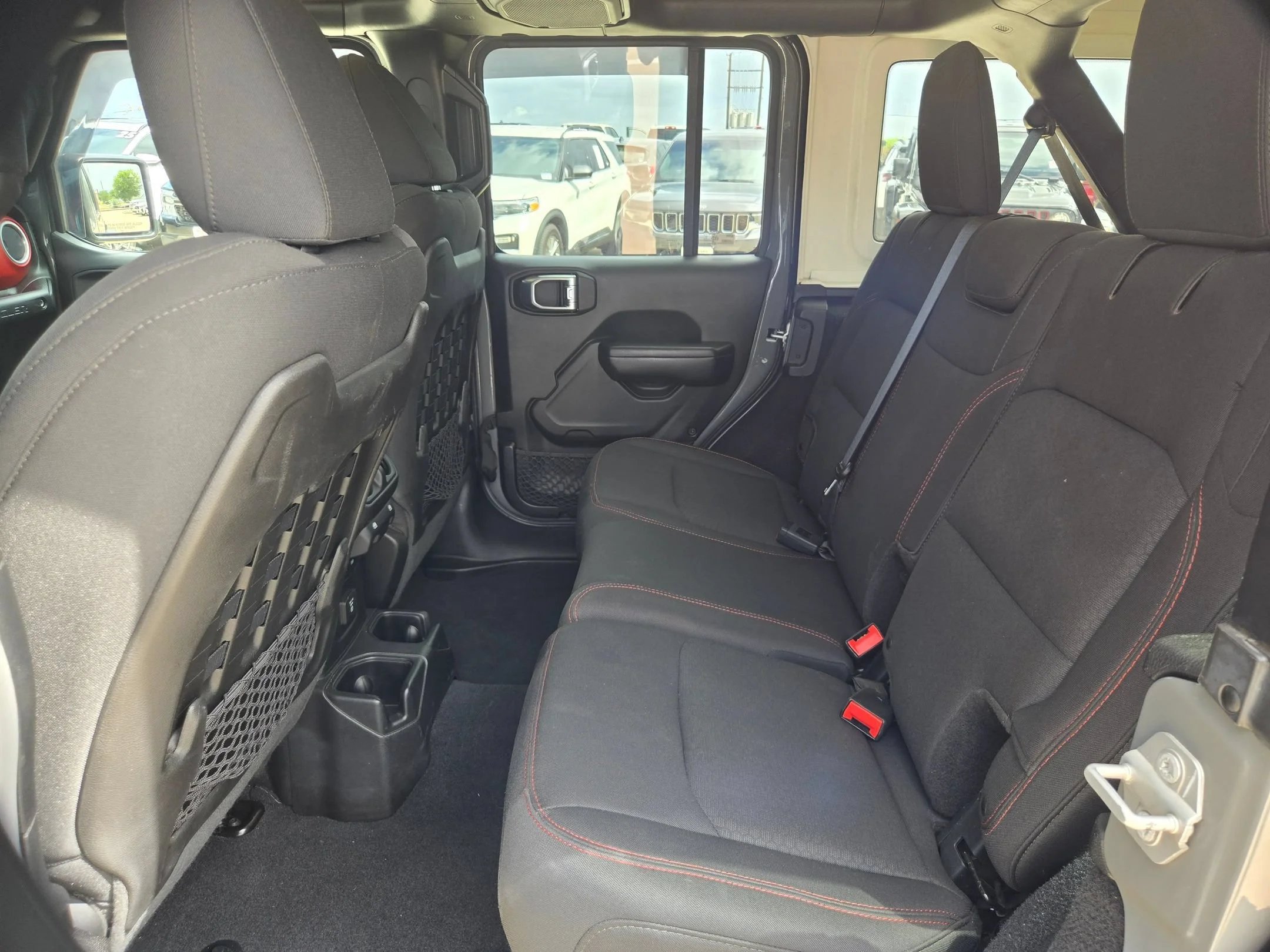 Used 2018 Gray Jeep Unlimited Rubicon image 13