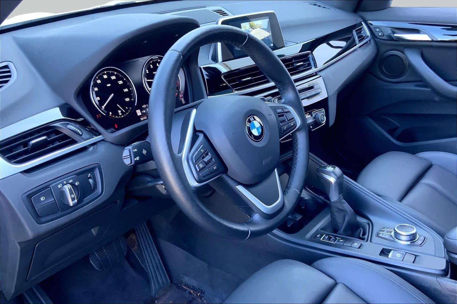 Used 2019 Alpine White BMW xDrive28i image 17