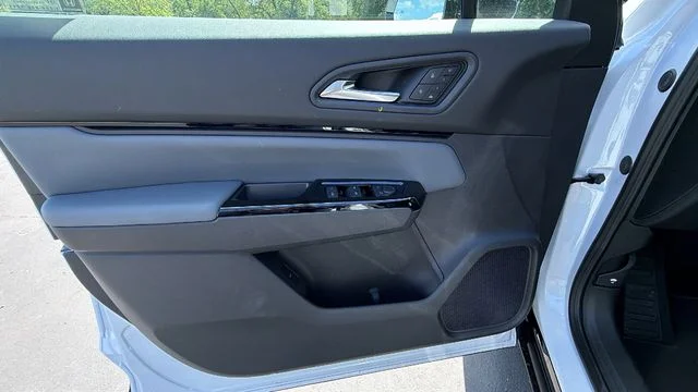 New 2026 Frostline White Pearl Honda AWD Touring image 19