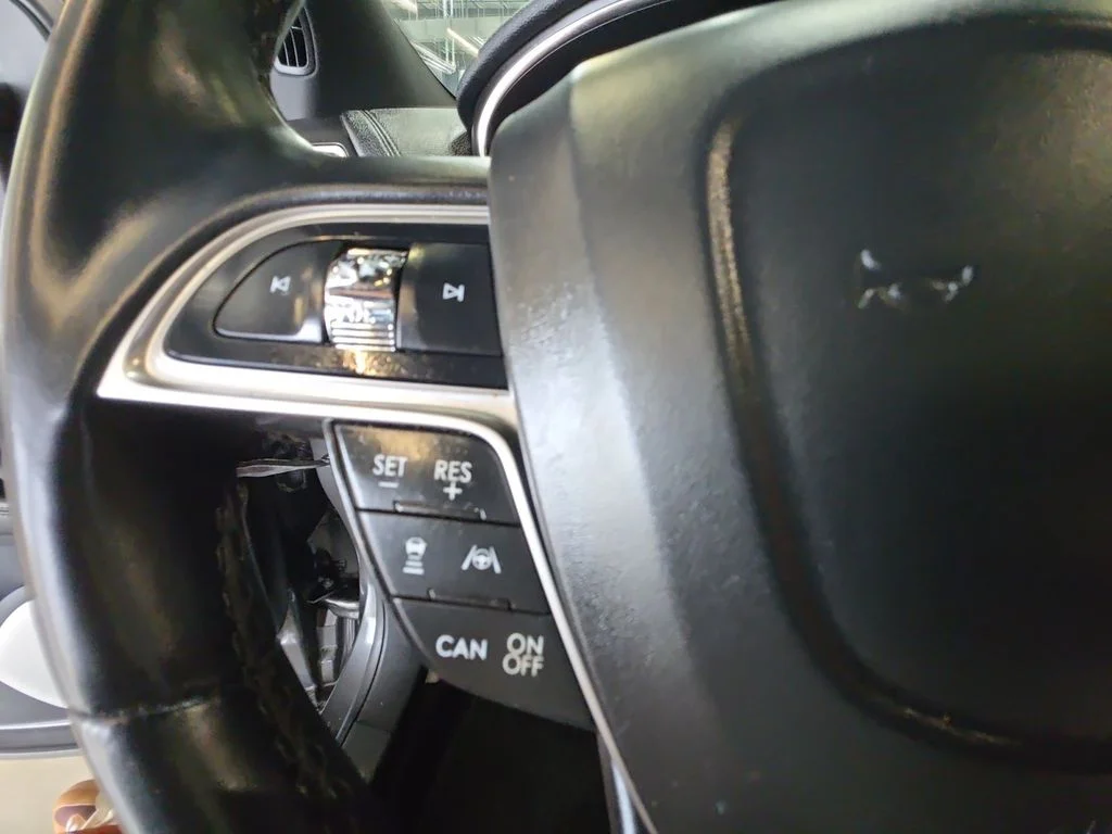 Used 2020 Gray Lincoln Reserve image 20