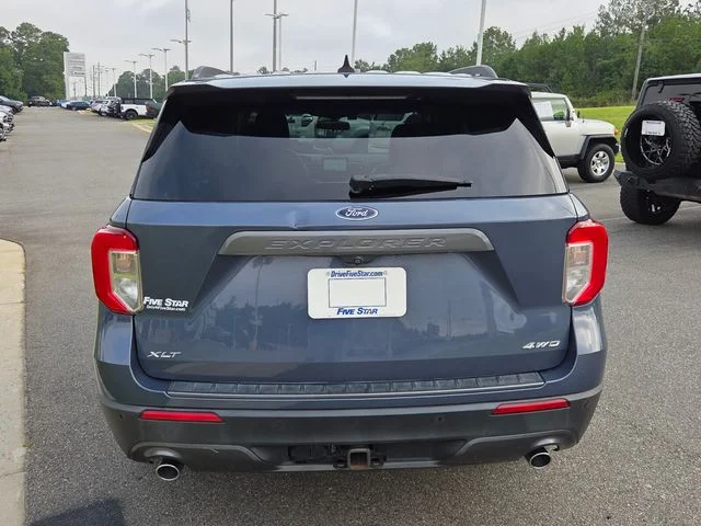 Used 2021 Blue Ford XLT image 12